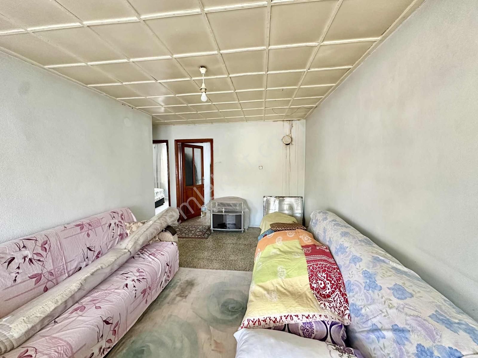 Altınova'da Satılık 2 Adet Müstakil Ev - Görsel 13