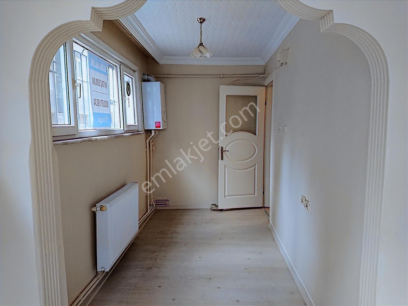 Kocamustafaşa Merkezi Konum 90mk 2+1 Müstakil Bahçel 2.250.000tl - Görsel 7