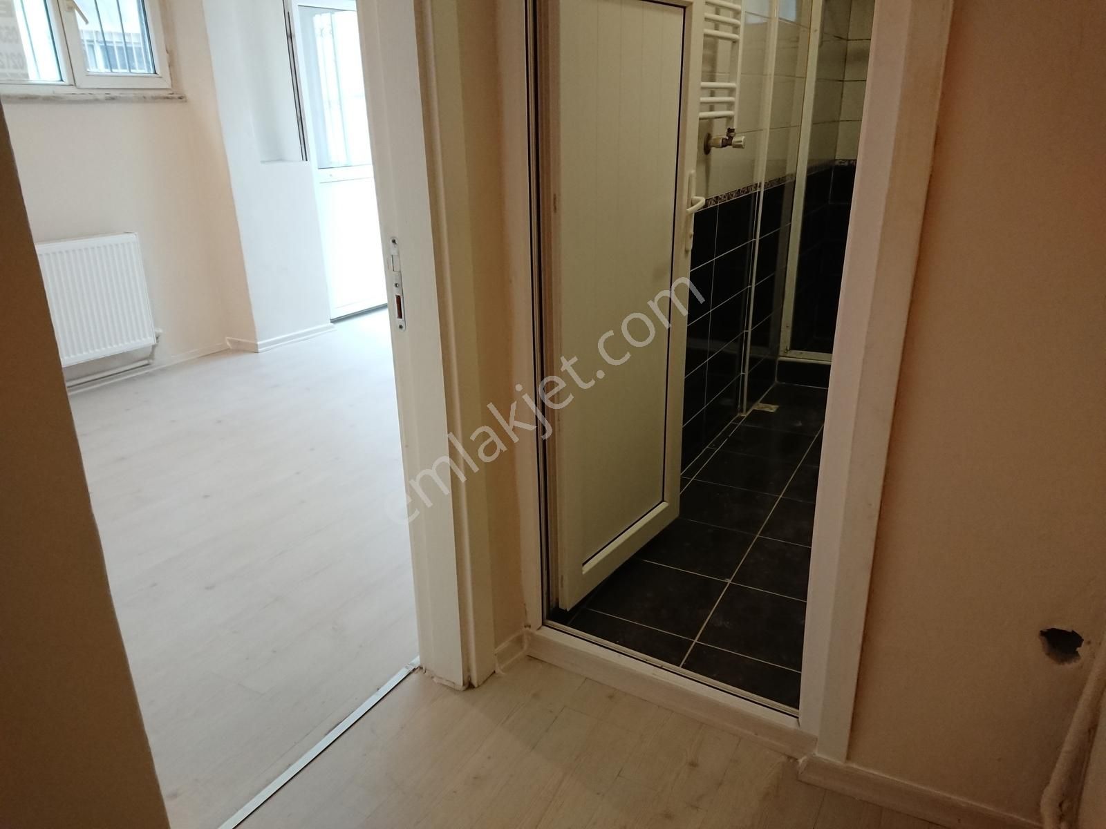 Kocamustafaşa Merkezi Konum 90mk 2+1 Müstakil Bahçel 2.250.000tl - Görsel 22