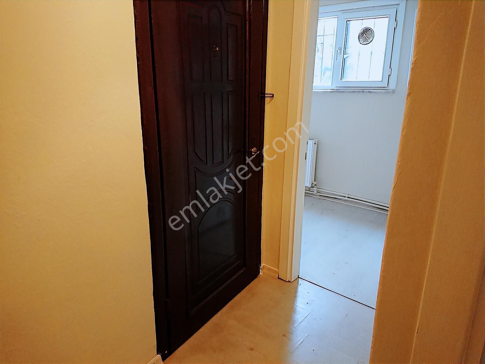 Kocamustafaşa Merkezi Konum 90mk 2+1 Müstakil Bahçel 2.250.000tl - Görsel 30