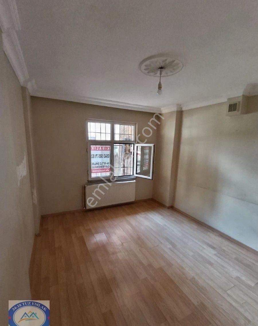 Çamlıca Ferrah Mahalleside 2+1 Giriş Kat Daire - Görsel 13