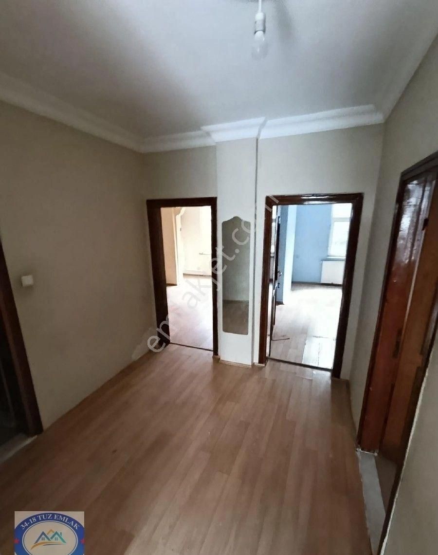 Çamlıca Ferrah Mahalleside 2+1 Giriş Kat Daire - Görsel 4