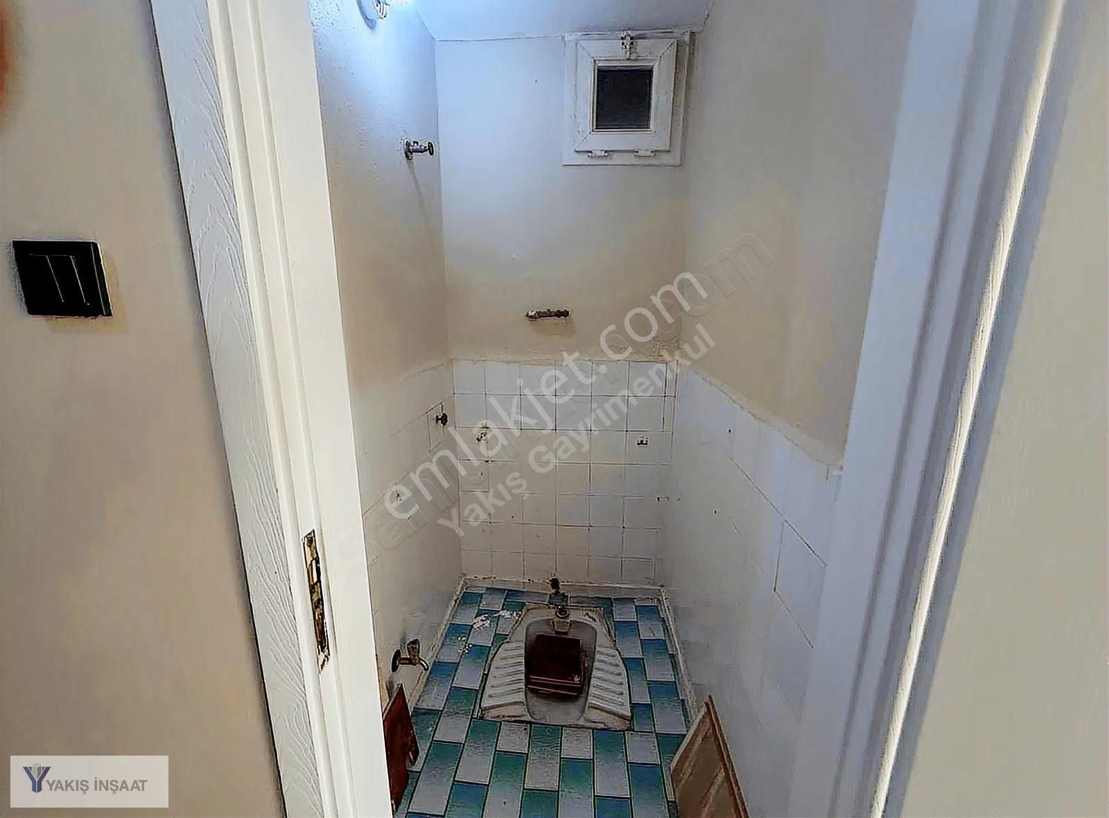 Yeşılyurt Esenlik Mahallesinde 3+1 Geniş Daıre - Görsel 9