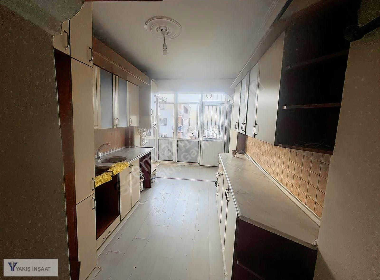 Yeşılyurt Esenlik Mahallesinde 3+1 Geniş Daıre - Görsel 11