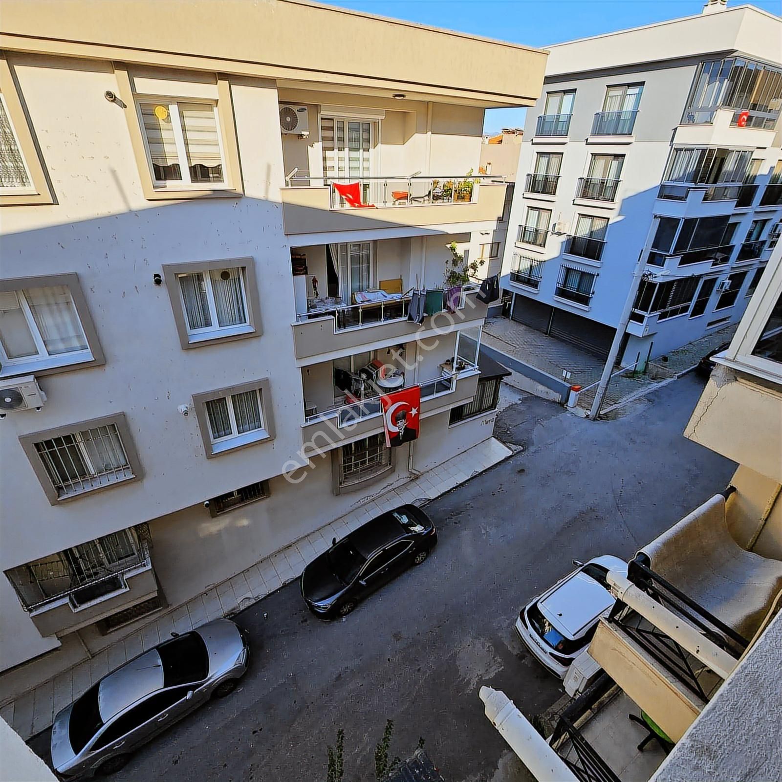 Gülyaka Mah. Saim Çıkrıkçı Caddesi Yakını 3+1 Daire - Görsel 8