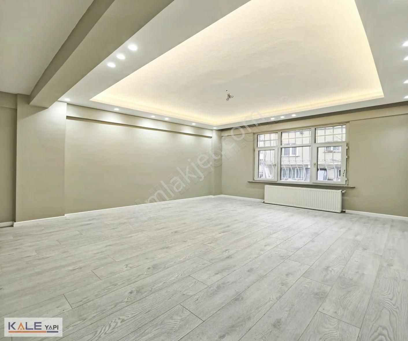 Ardıclı Mahallesinde Kapalı Semt Pazarına Yakın 2+1 Giriş Kat - Görsel 9