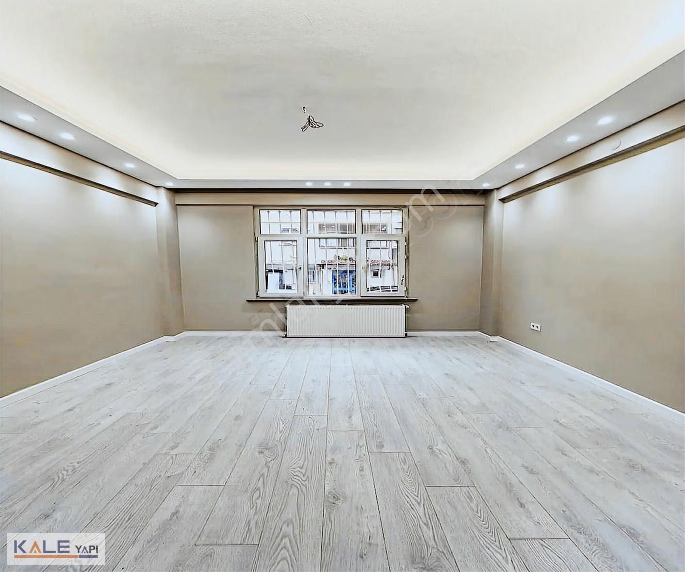 Ardıclı Mahallesinde Kapalı Semt Pazarına Yakın 2+1 Giriş Kat - Görsel 12