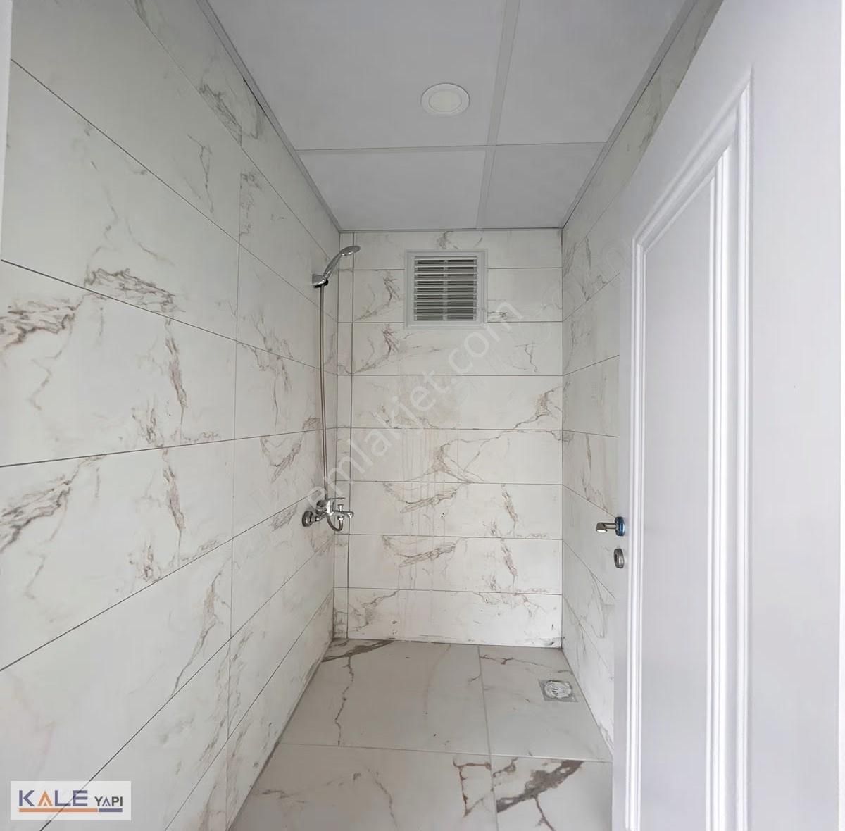 Büyükçekmece Kumburgaz'da Yılın Son Fırsatı Satılık 2+1 Daire - Görsel 11