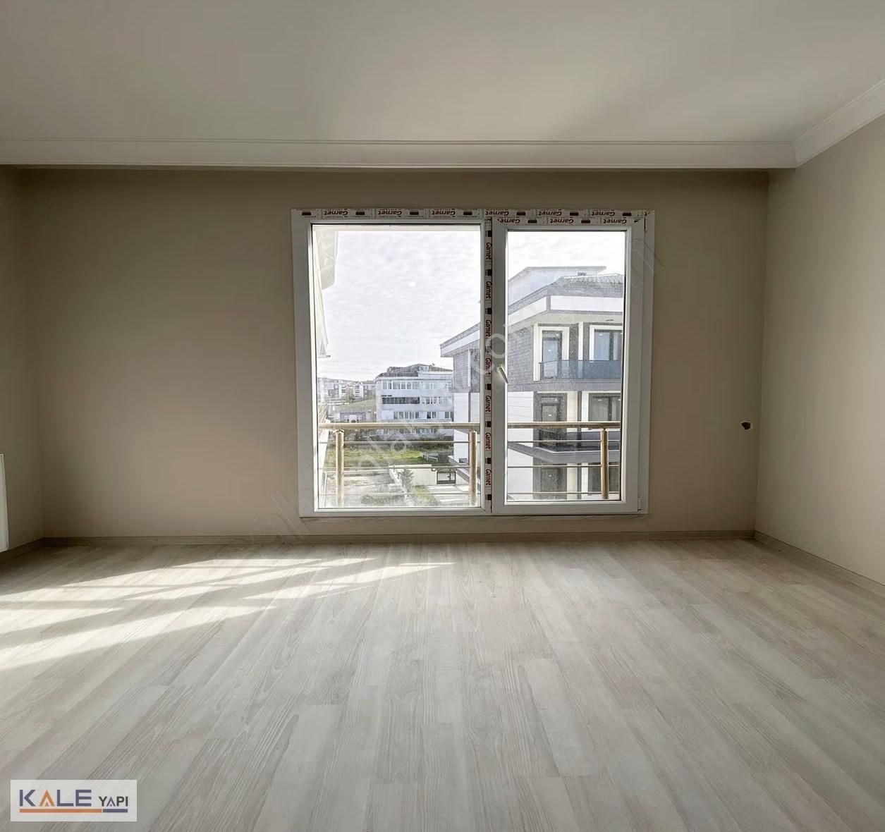 Büyükçekmece Kumburgaz'da Yılın Son Fırsatı Satılık 2+1 Daire - Görsel 12