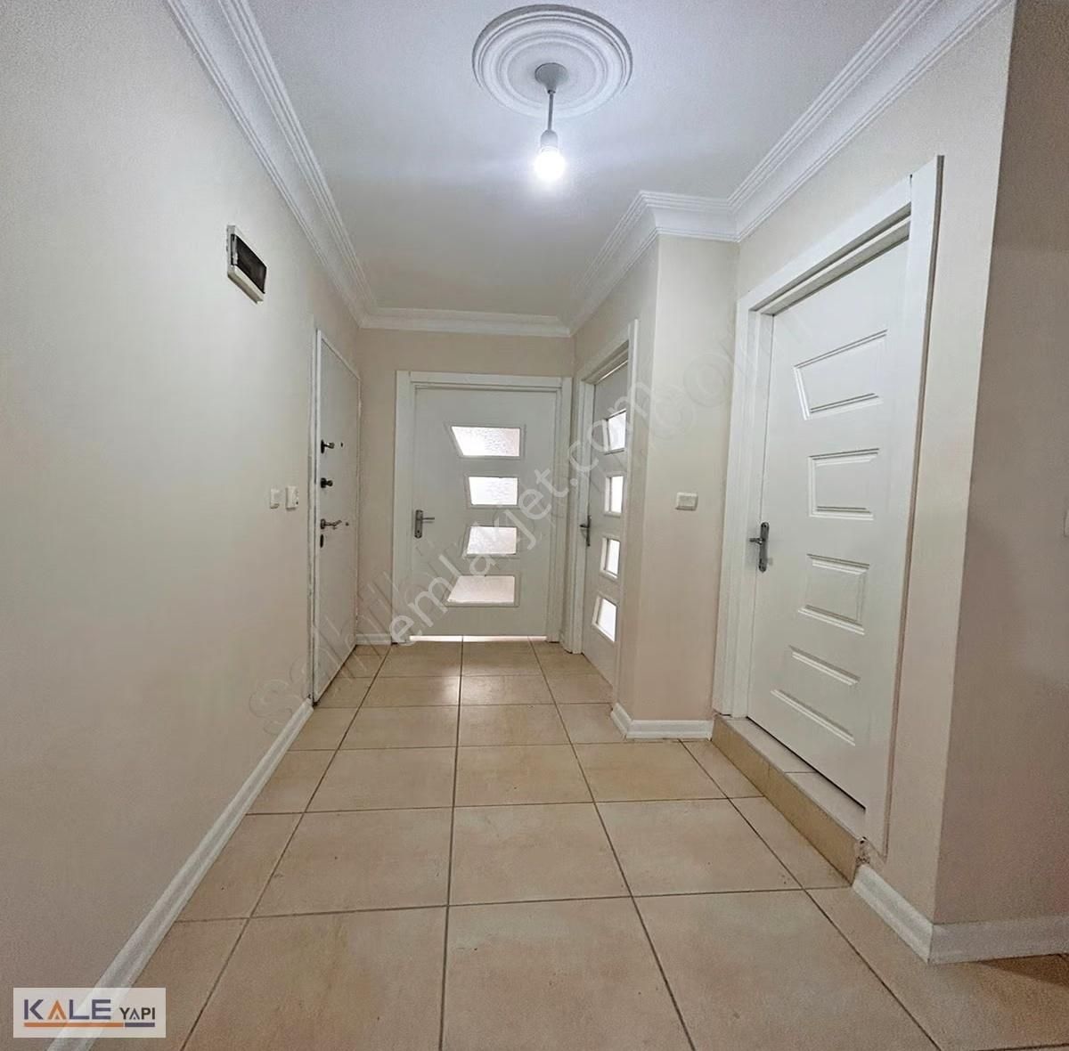 Metrobüsün Dibinde Krediye Uygun Satılık 2+1 Arakat Daire - Görsel 10