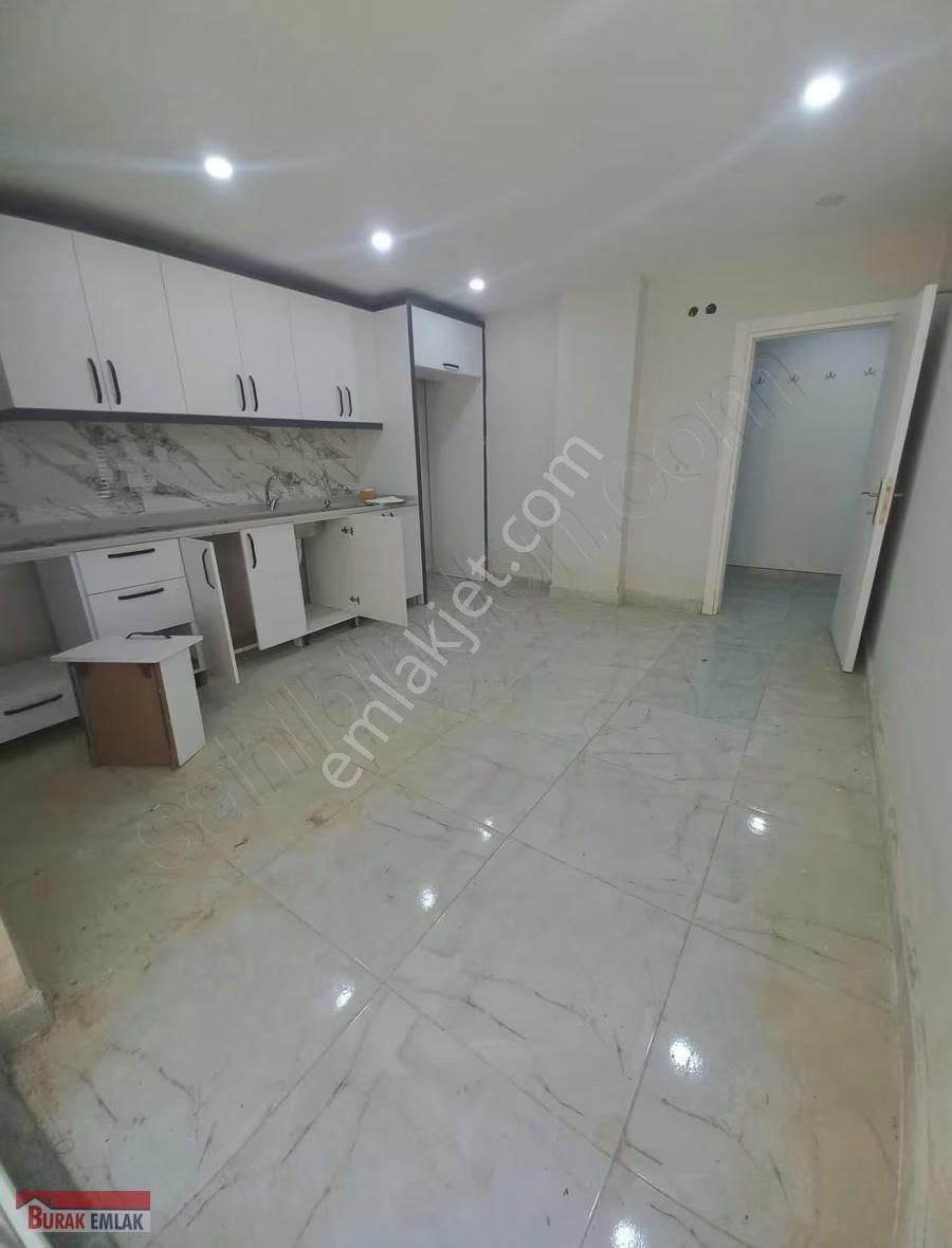 Burak Emlaktan Satılık 1+1 Daire