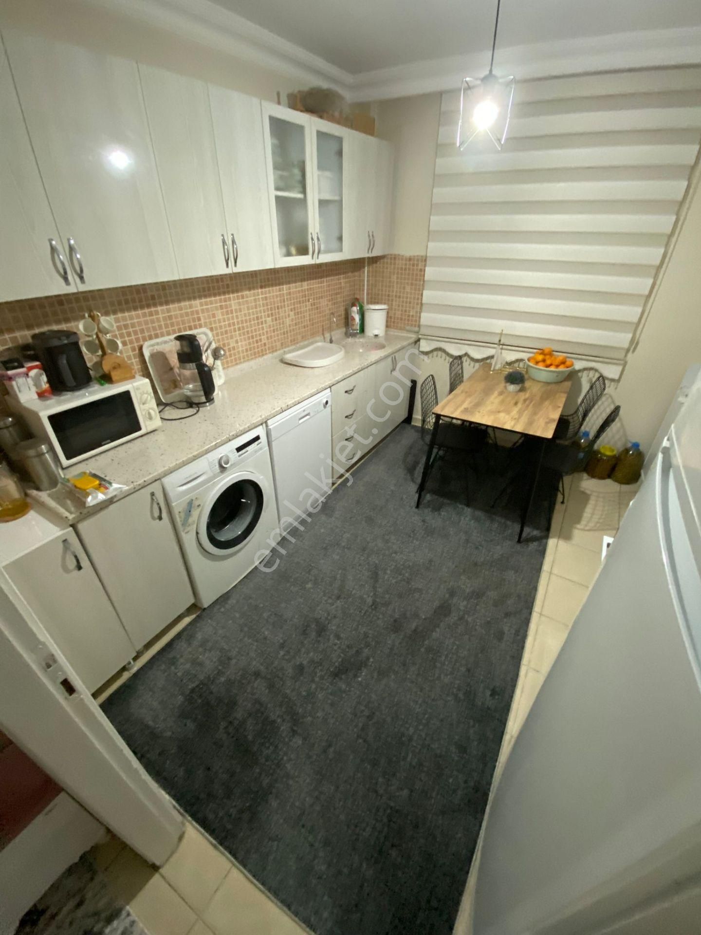 Teomanpaşa Mah 2+1 Ara Katta Satılık Daire - Görsel 4