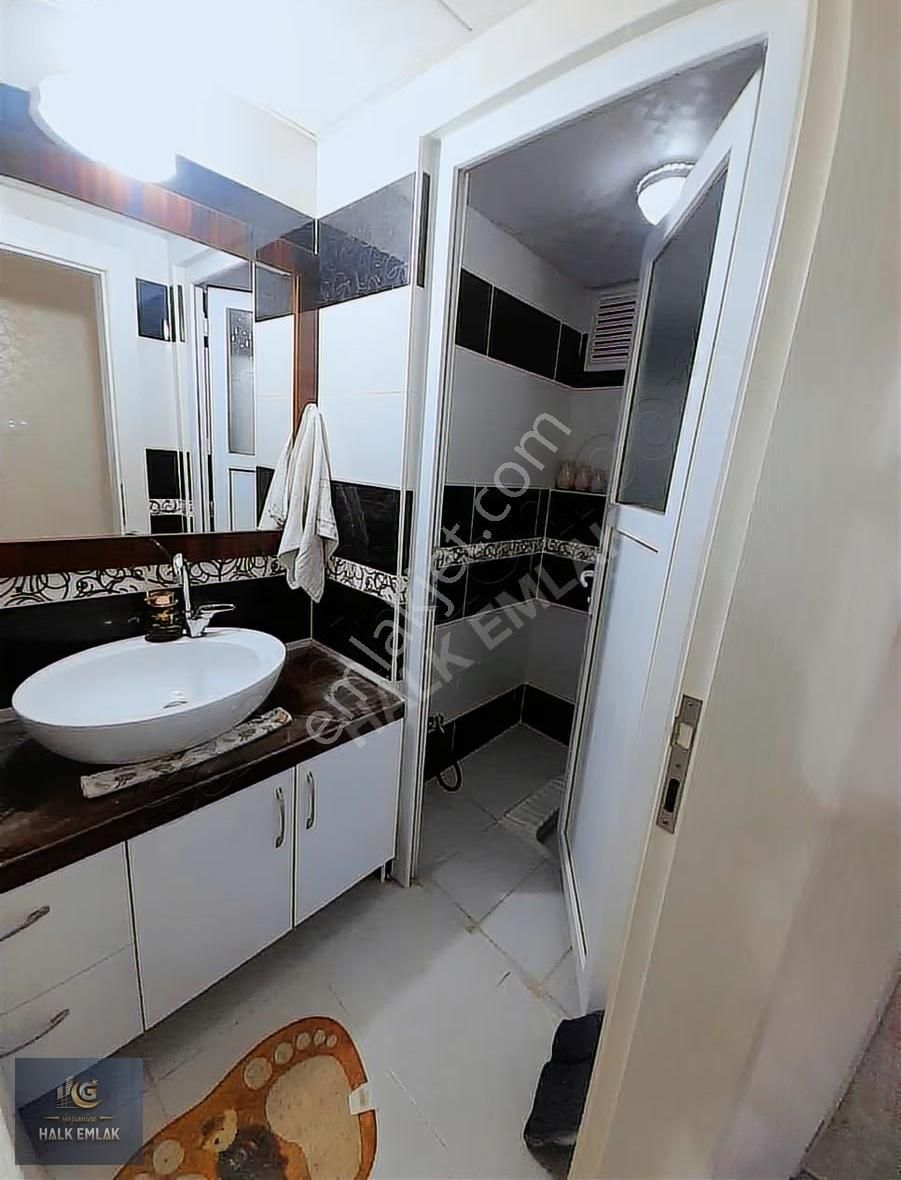 Burak Mahallesinde Bölgenin En Geniş Satılık 3+1 - Görsel 24