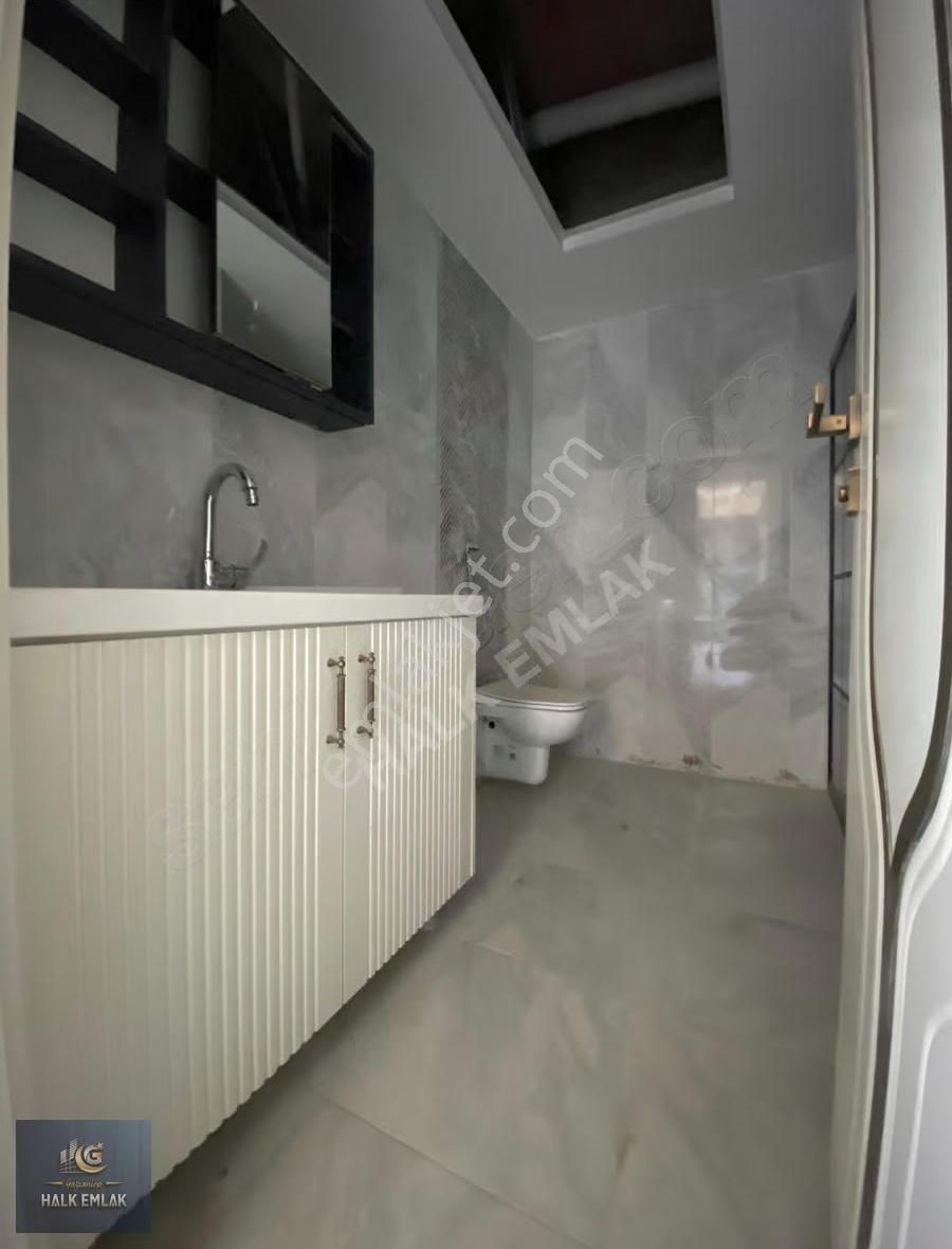 Fıstıklı Müthiş Konumda Ultra Lüx 2+1 Daire!! - Görsel 9