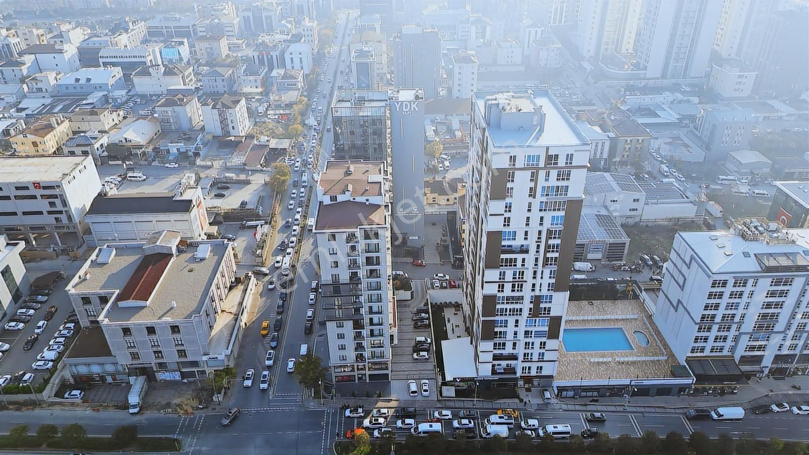 Finans Merkezine Komşu Site İçi Yüksek Tavan 2+1 Daire - Görsel 14