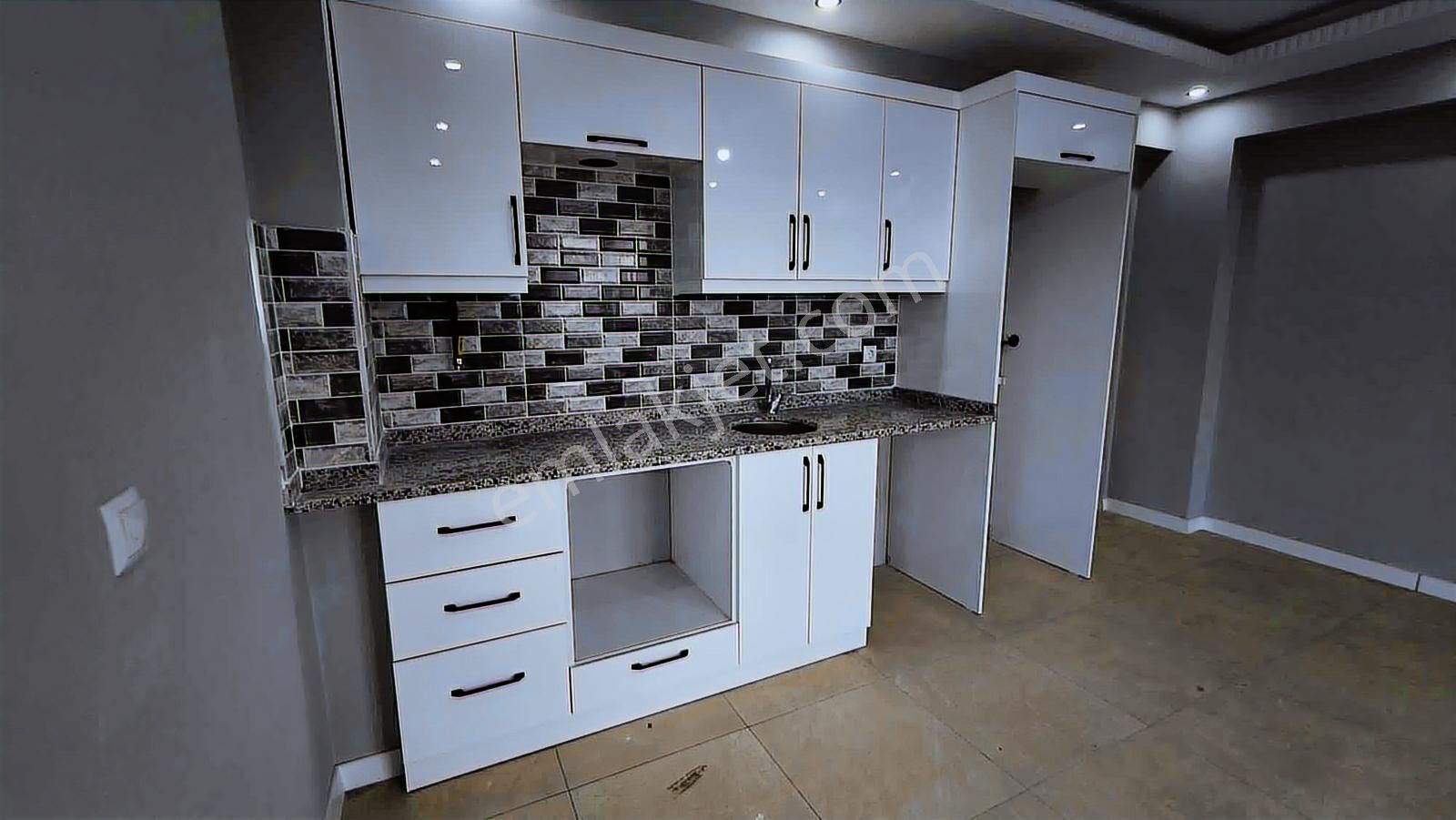 Karasu Liman Mevkinde Sıfır 2+1 Kiralık Daire/for Rent - Görsel 17