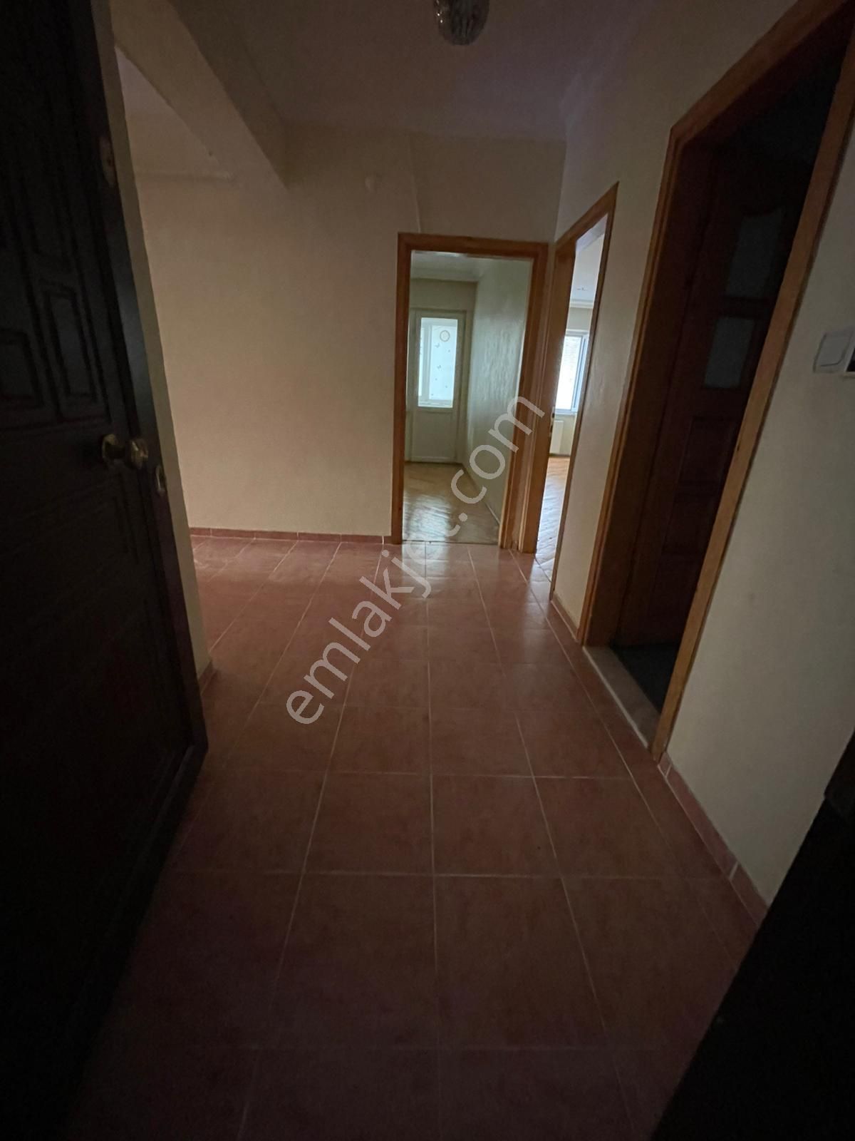 Naturel Emlaktan İstiklal Mahallesinde 3+1 Geniş Daire - Görsel 11