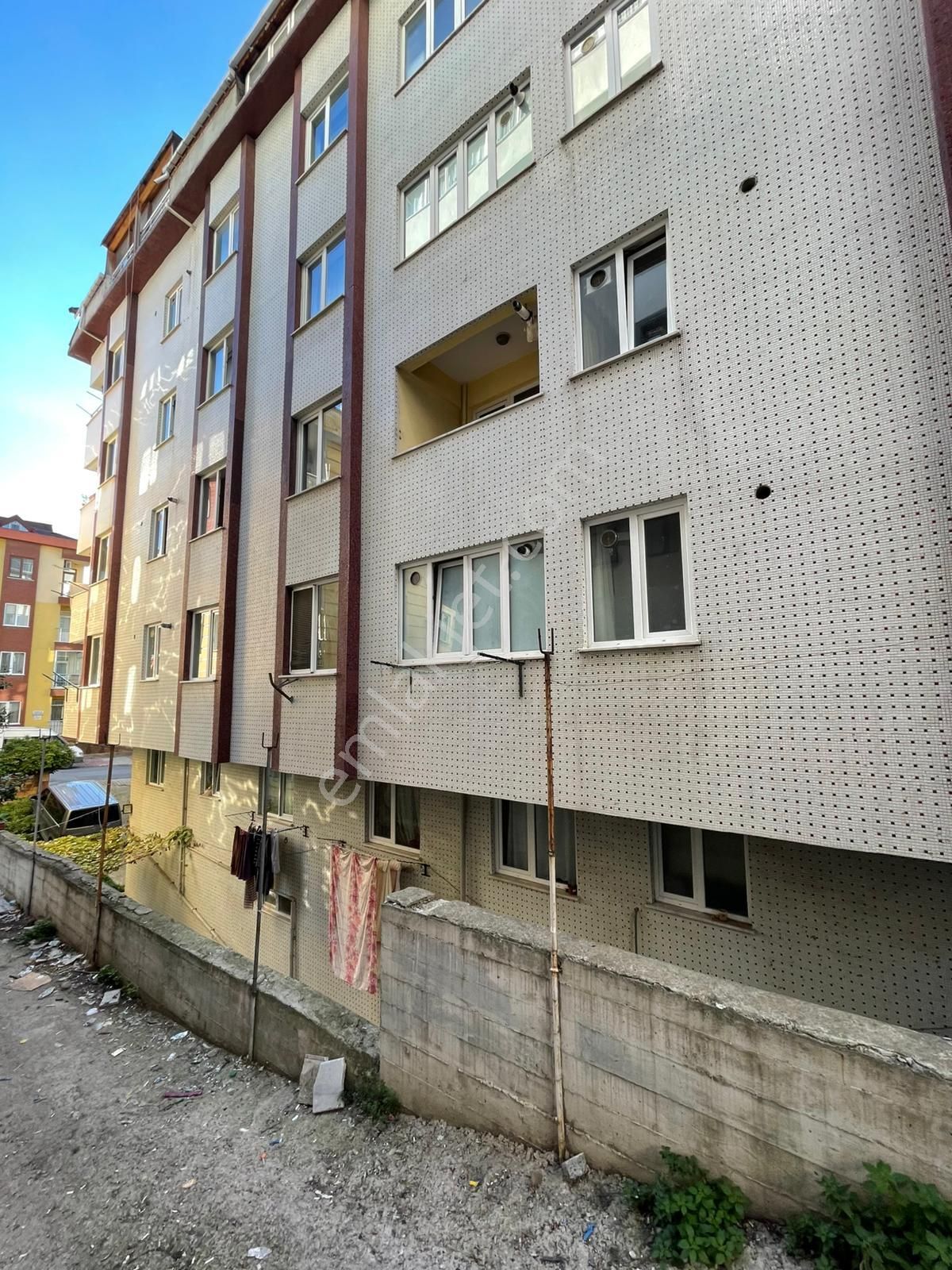 Naturel Emlaktan İstiklal Mahallesinde 3+1 Geniş Daire