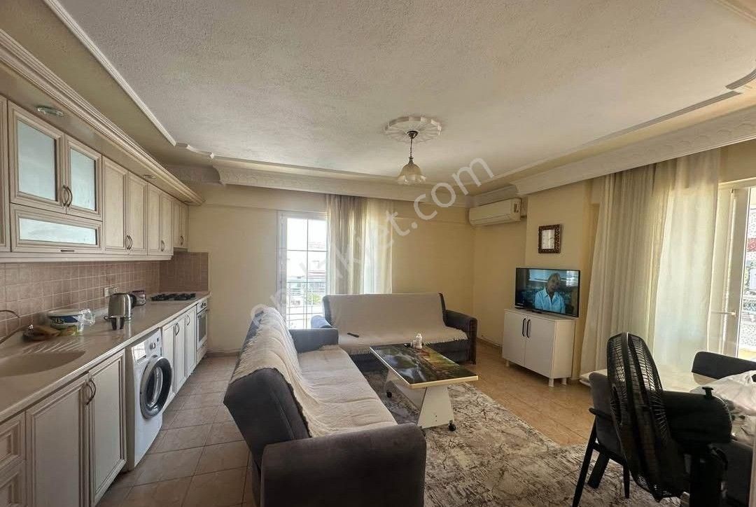 🏡🌟🏵️didim Efeler Mahallesinde Merkezi🌲 Konumda Ful Eşyalı 2+1 Satılık Ara Kat🔥 Daire🌟🎈