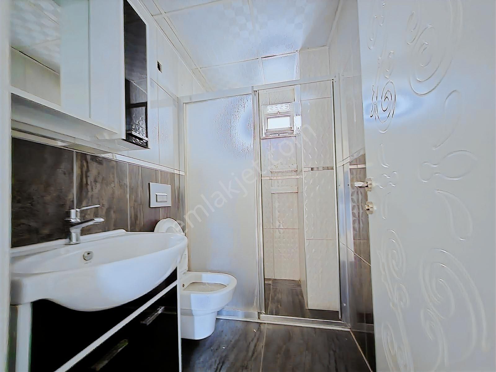 Kızıltoprak Mh. 2.kat 2+1 Asansörlü Ayrı Mutfaklı Satılık Daire - Görsel 23