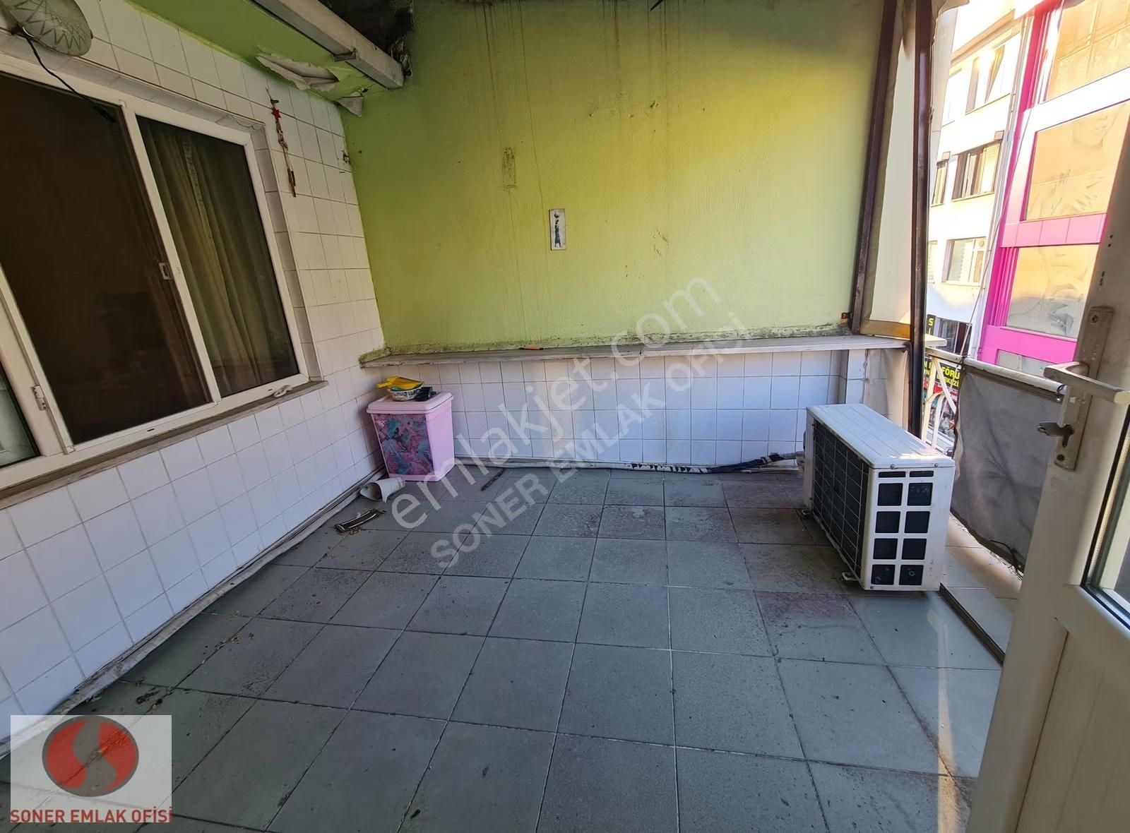 Kadıköy Altıyolda Eşyasız 2,5+1 Kiralık Teraslı Daire - Görsel 12