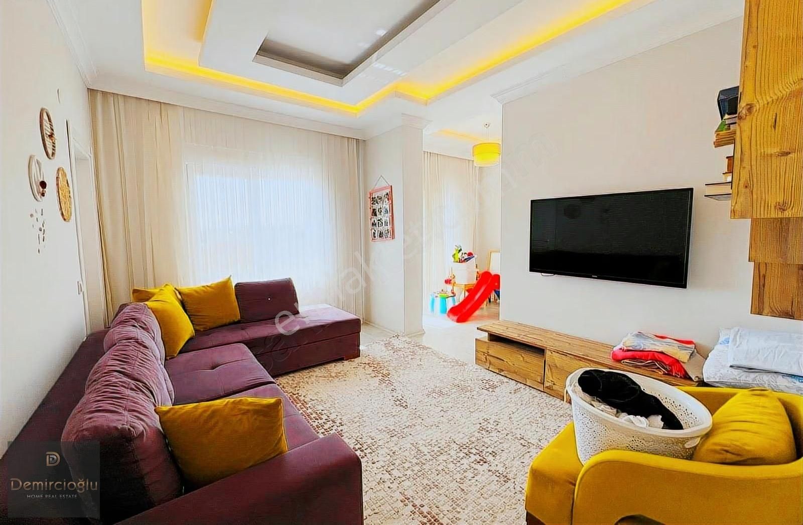 Alanya Oba'da 4+1 Dubleks 250m² Net Deniz Manzaralı Takasa Açık - Görsel 3