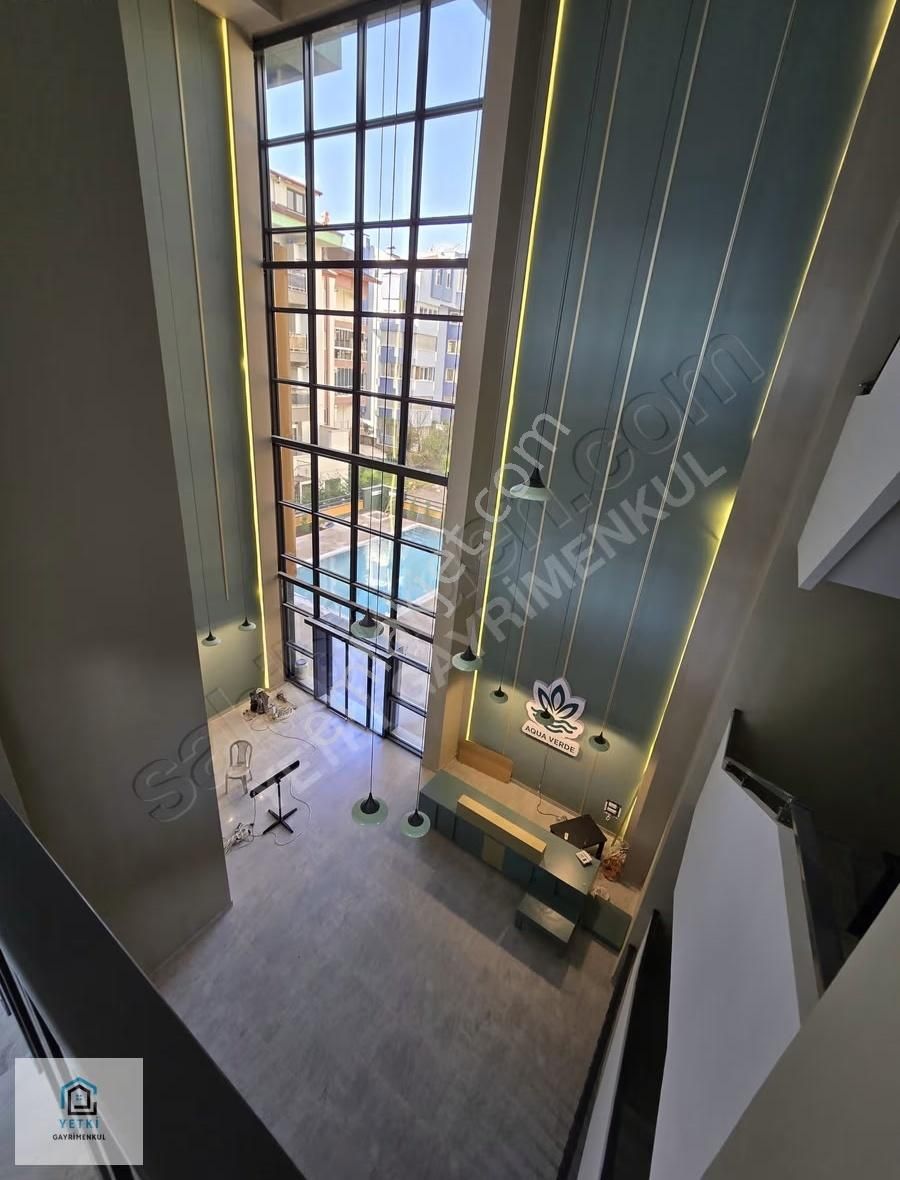 Kınıklıda Lüks Tasarım Havuzlu Apartlar - Görsel 29