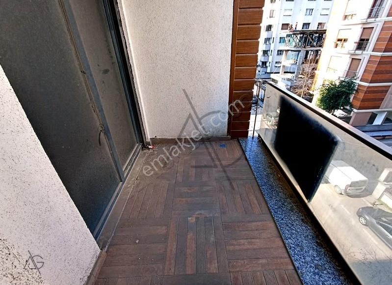 Atölyeden Selamiçeşme Özgürlükte 105m2net 8 Yıllık Balkonlu 3+1 - Görsel 10