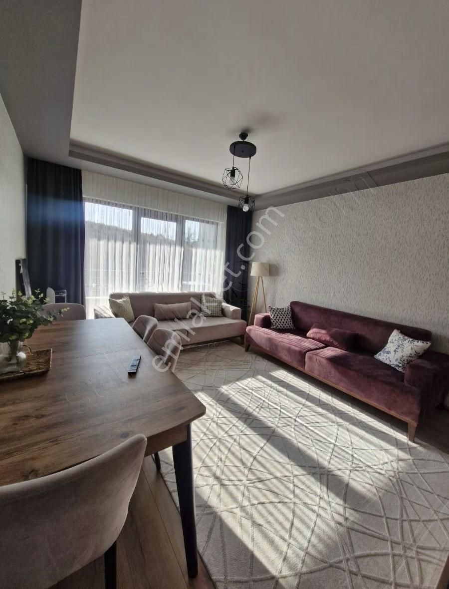 Gölbaşı Bahçelievler'de Merkezi Konumda 2+1 Satılık Daire