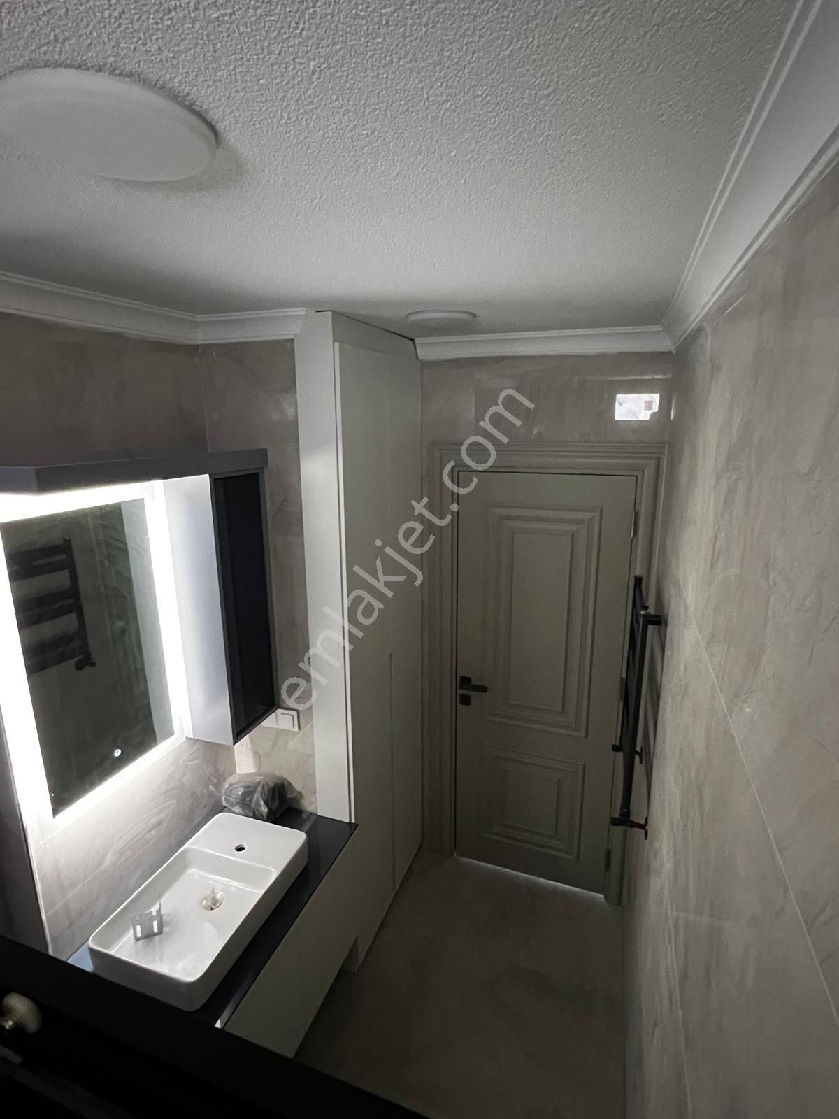 Naturel Gayrimenkulden Çengelköyde Rezidans Tadında 6+1 Daire - Görsel 19