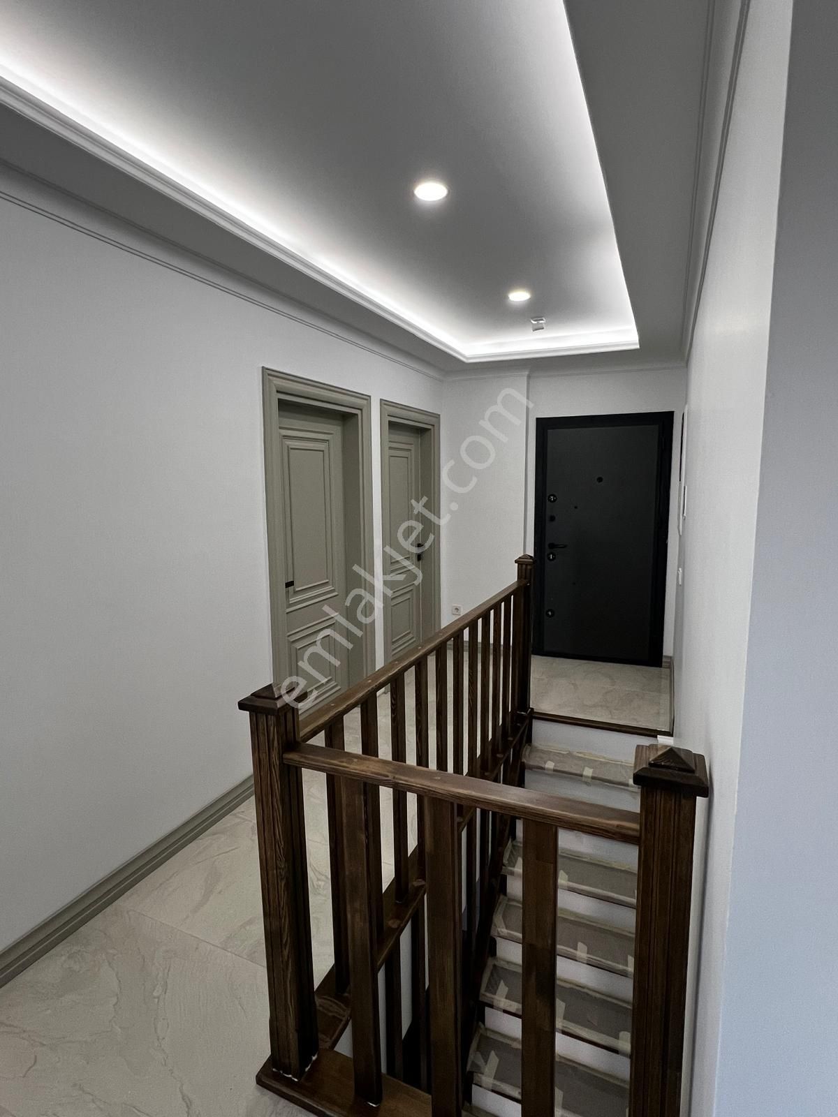 Naturel Gayrimenkulden Çengelköyde Rezidans Tadında 6+1 Daire - Görsel 10