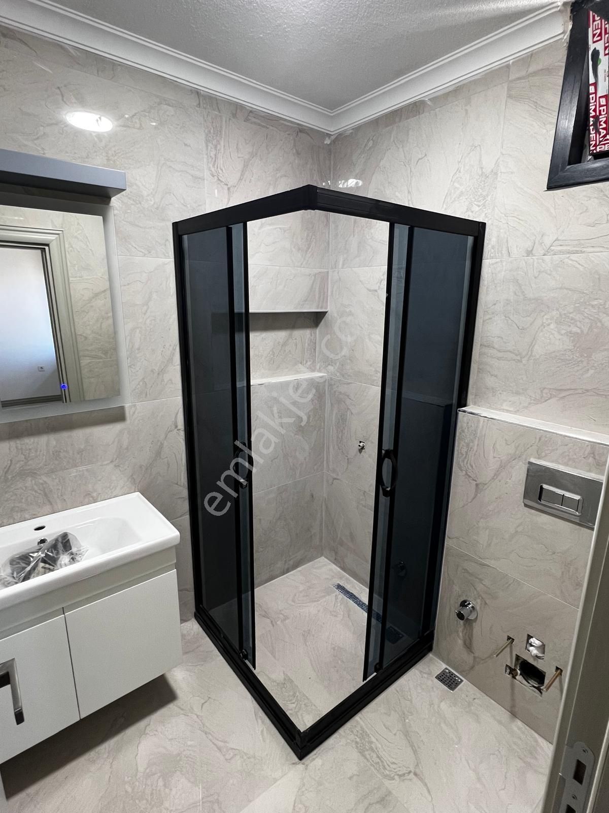 Naturel Gayrimenkulden Çengelköyde Rezidans Tadında 6+1 Daire - Görsel 28