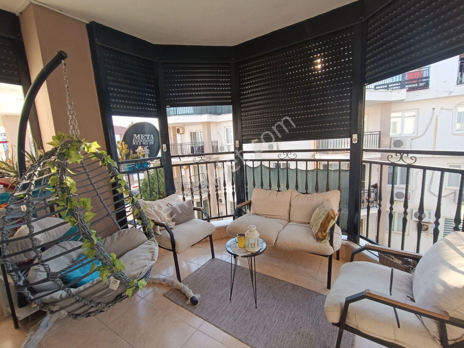 Havuzlu Sitede Ebeveyn Banyolu Bakımlı 2+1 Satılık Daire - Görsel 10