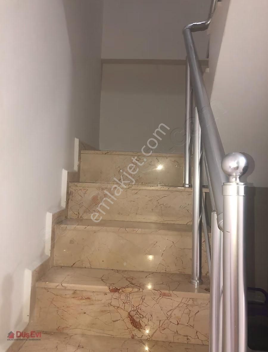 Bağcılar Yıldıztepe Mah.2+2 Kat Mülkiyetli Ferah Dubleks Daire - Görsel 31