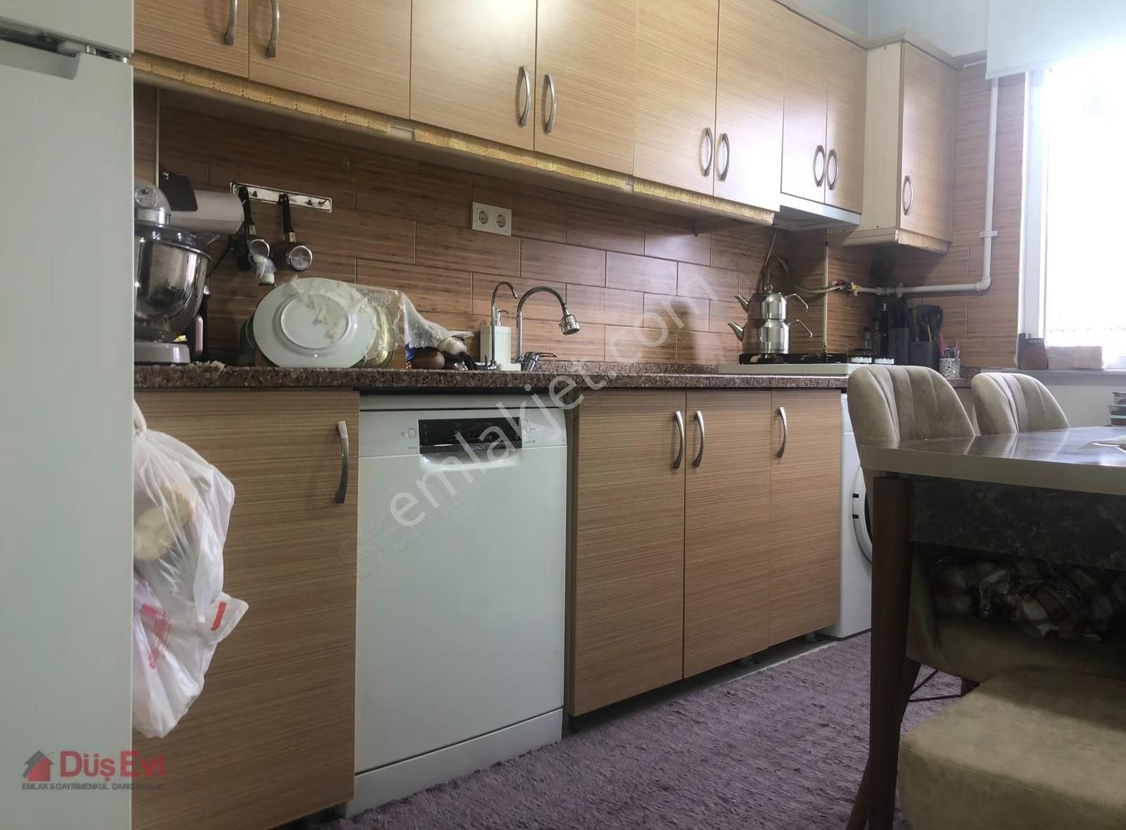 Bağcılar Yıldıztepe Mah.2+2 Kat Mülkiyetli Ferah Dubleks Daire - Görsel 18