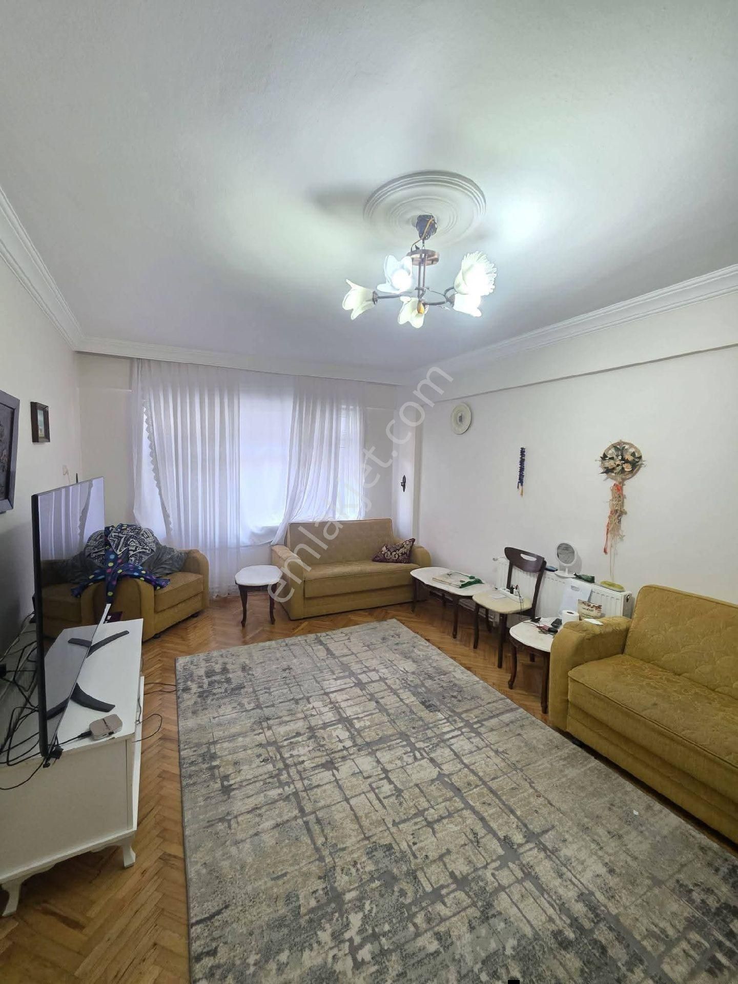 Samsun İlkadım 19 Mayıs Mahallesi'nde 2.kat 2+1 - Görsel 3