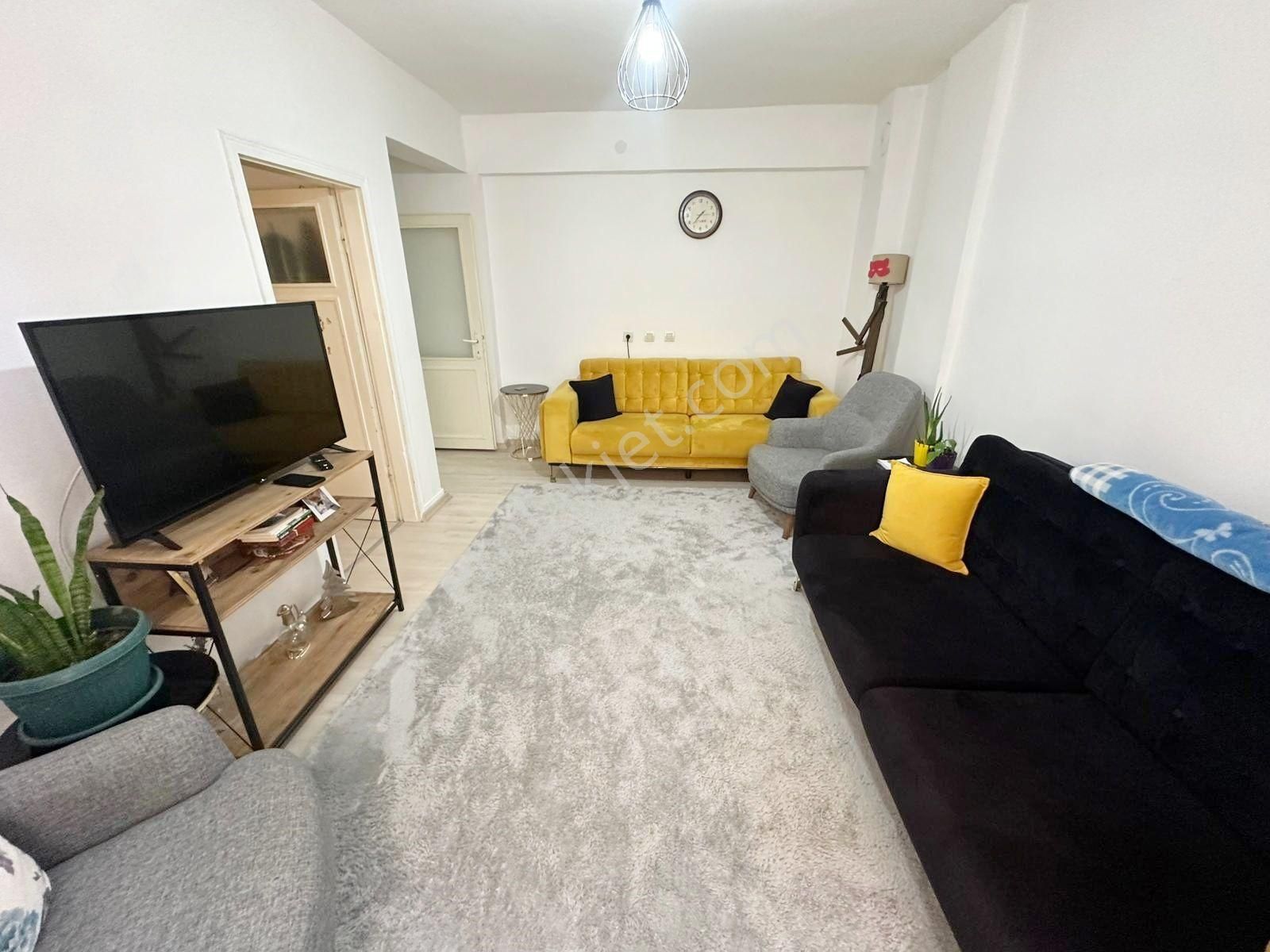 Sanatoryum Caddesi Paraleli Katta 2+1 Yapılı Masrafsız Daire - Görsel 11