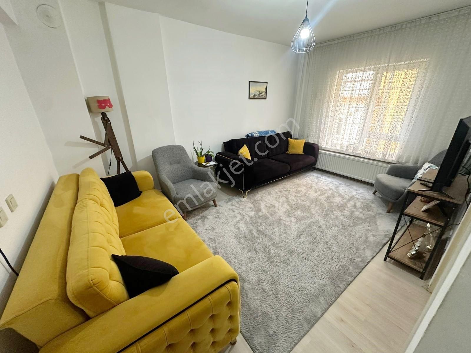 Sanatoryum Caddesi Paraleli Katta 2+1 Yapılı Masrafsız Daire - Görsel 9