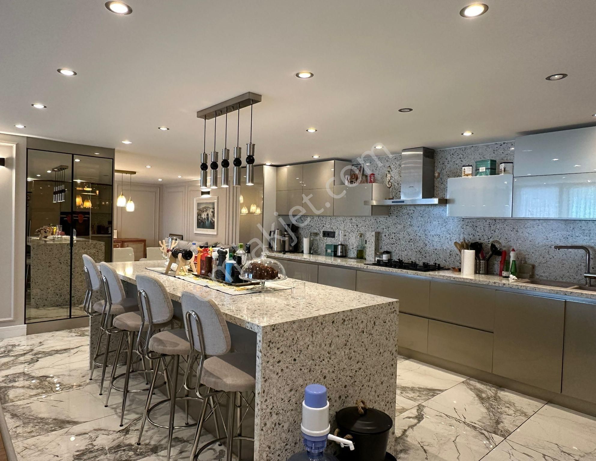 Naturel Gayrimenkuldan Muhteşem Villa Polenezköy De 4+2 Villa - Görsel 8