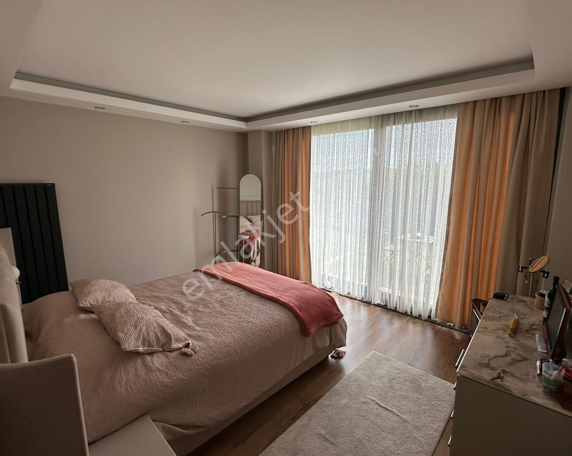 Naturel Gayrimenkuldan Muhteşem Villa Polenezköy De 4+2 Villa - Görsel 15