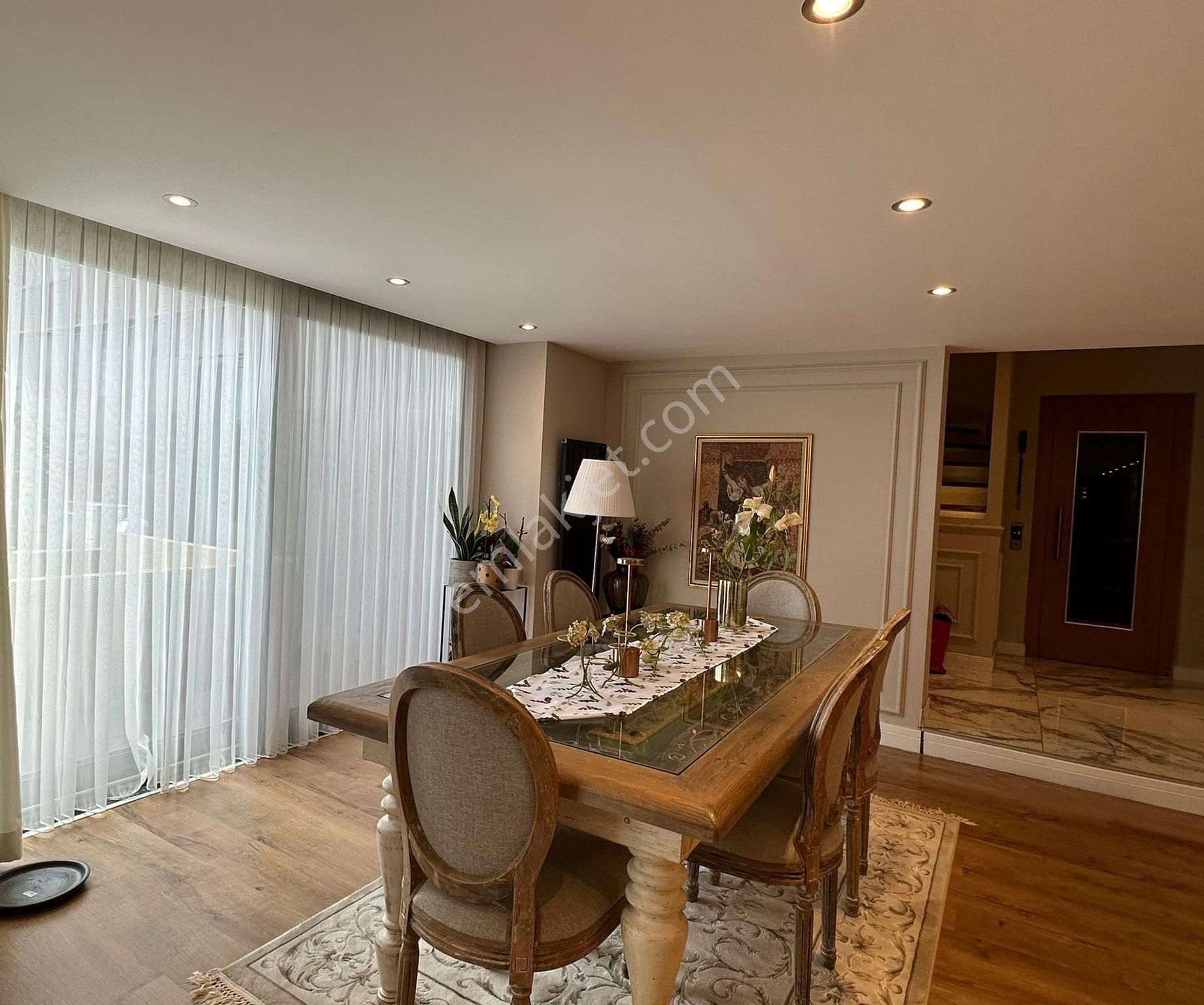 Naturel Gayrimenkuldan Muhteşem Villa Polenezköy De 4+2 Villa - Görsel 6