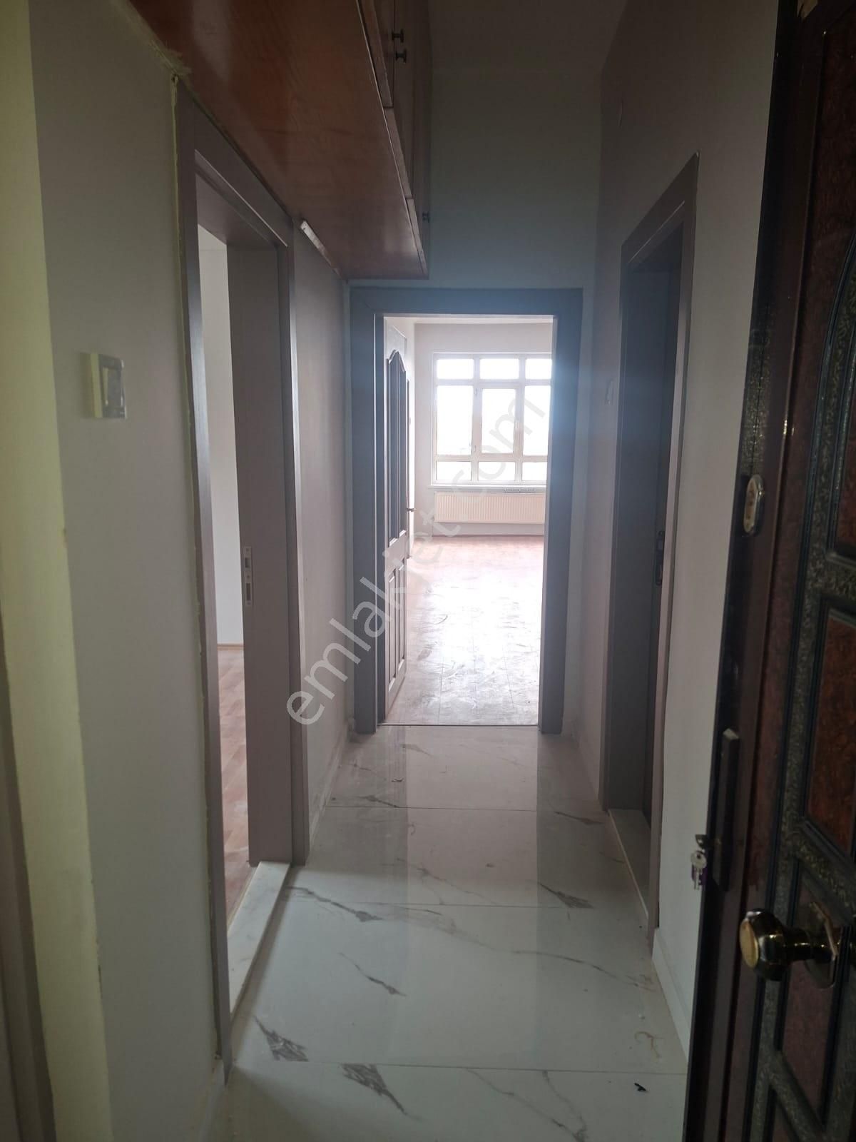 Altın Anahtardan Sanatoryum Cd Üzeri Ön Cephe Yapılı Kiralık - Görsel 17