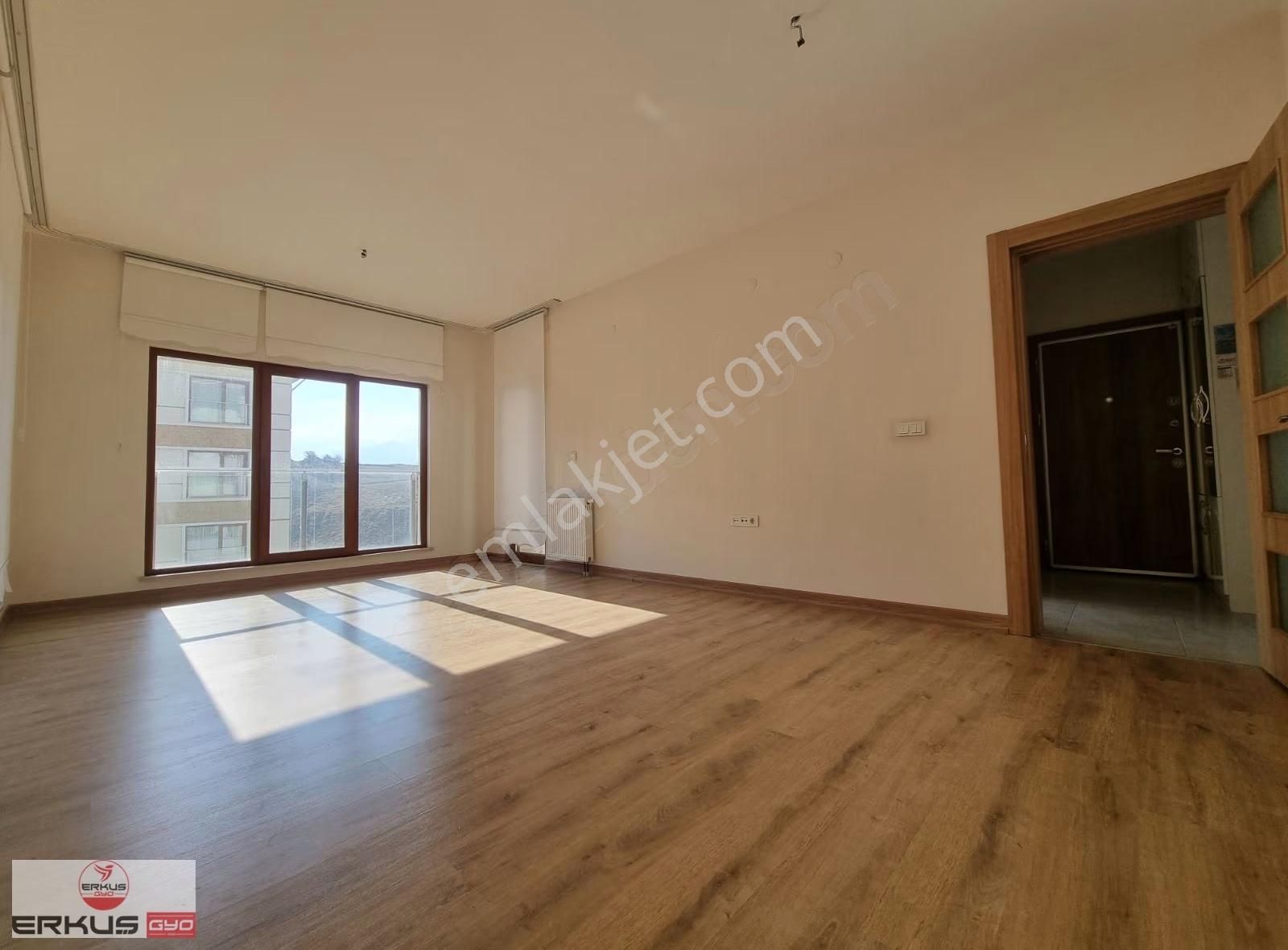 Erkuştan Kayalar Tokilerde Temiz Arakat Kiralık 2+1 - Görsel 3