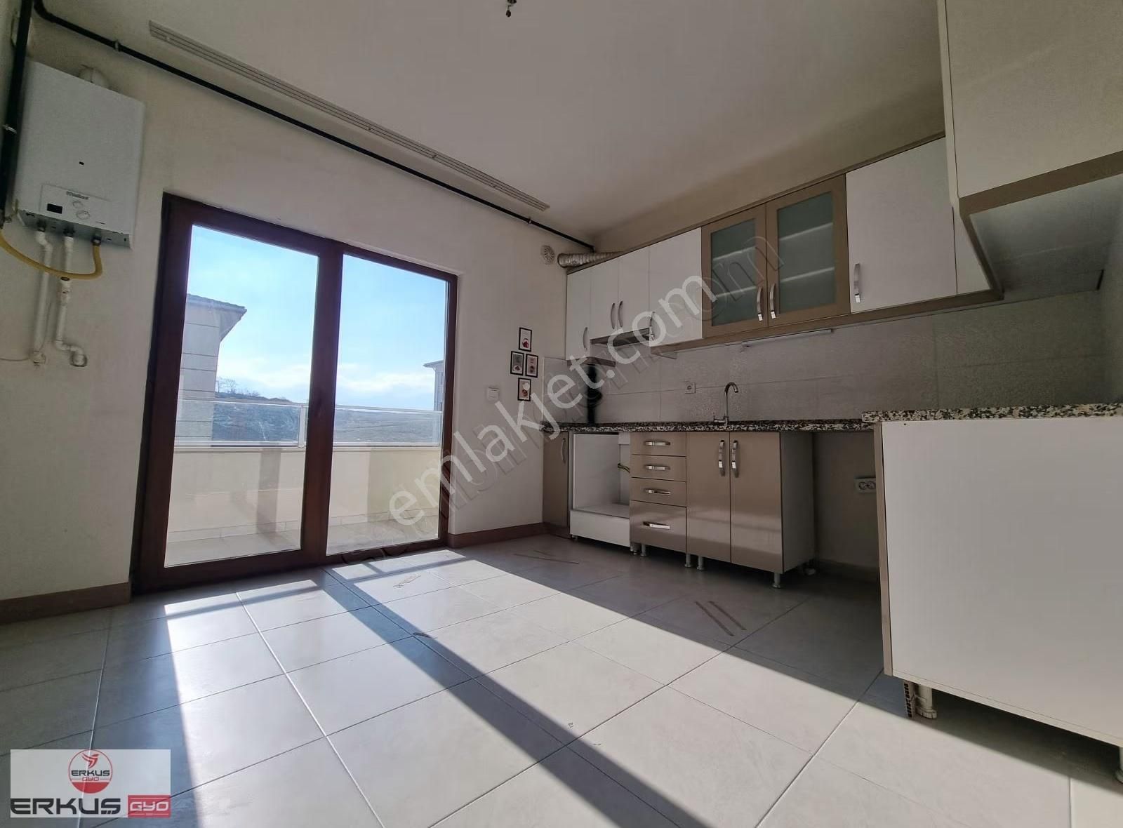 Erkuştan Kayalar Tokilerde Temiz Arakat Kiralık 2+1 - Görsel 6