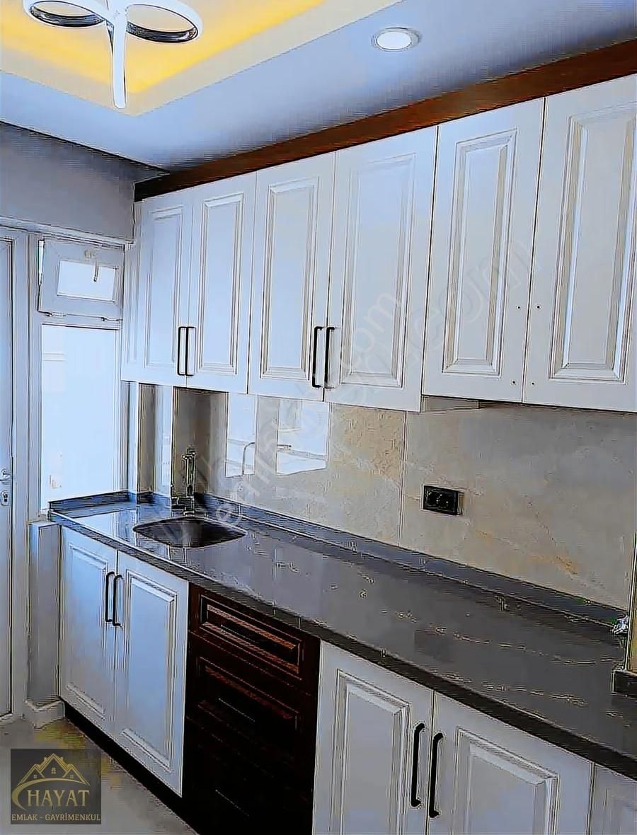 Pursaklakda Ful Yapılı Satılık 3+1 Daire