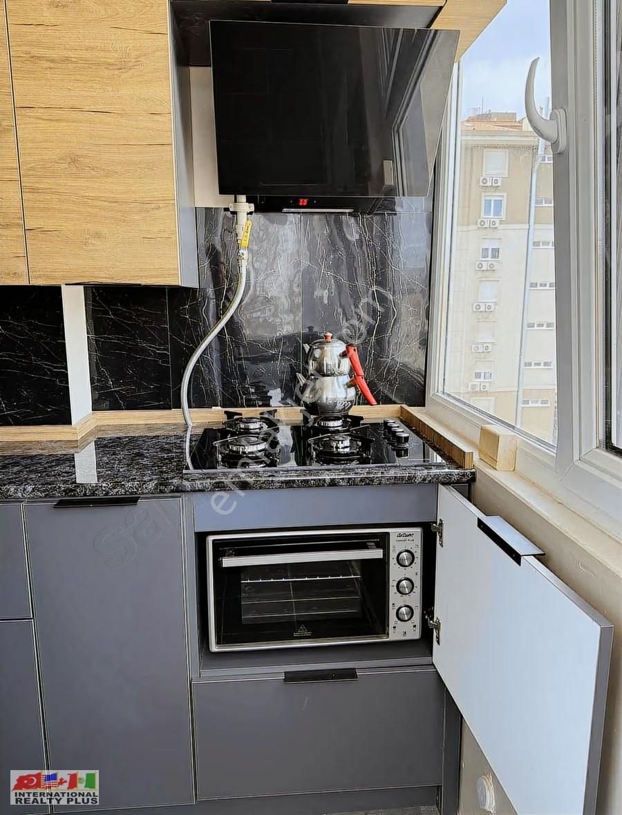 Deniz Manzaralı Yüksek Kira Geliri Metroya Yakın Geniş - Görsel 15