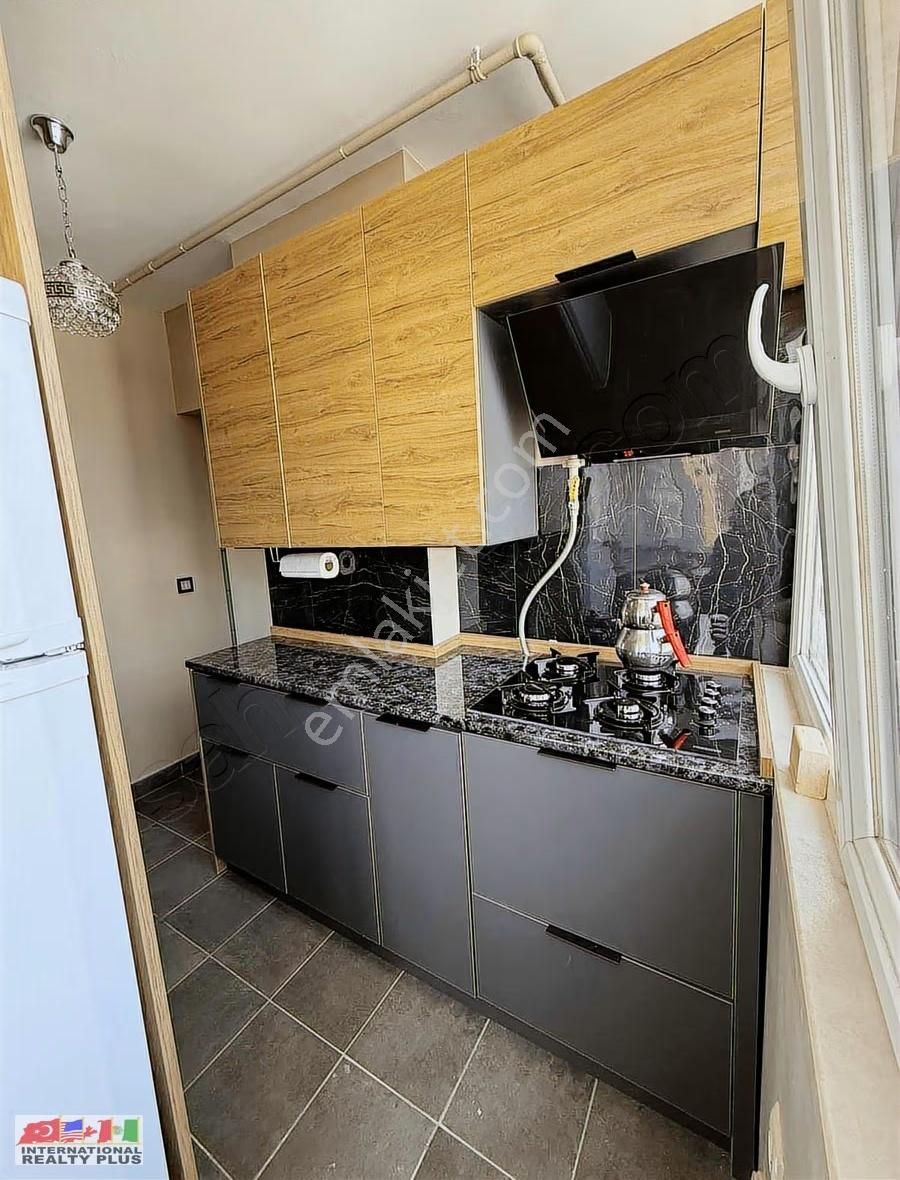 Deniz Manzaralı Yüksek Kira Geliri Metroya Yakın Geniş - Görsel 21