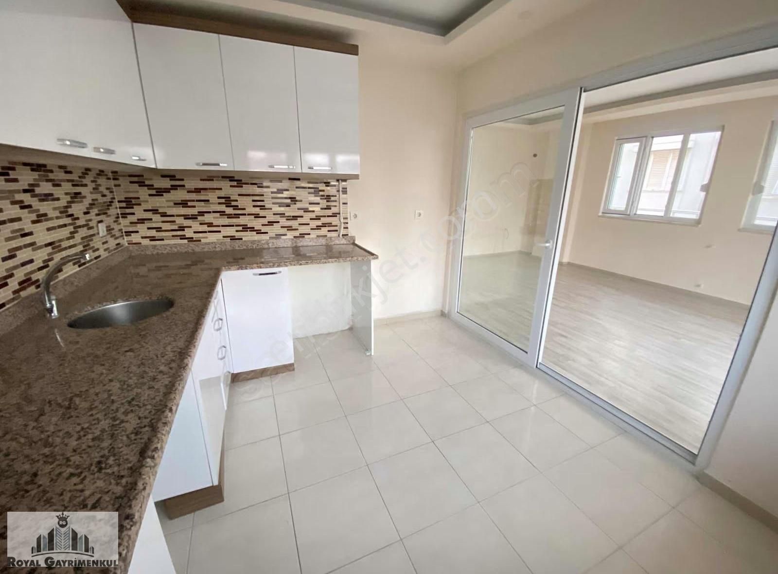 Manavgat A.pazarcı Mahallesi'nde Satılık Asansörlü Ara Kat Daire - Görsel 11