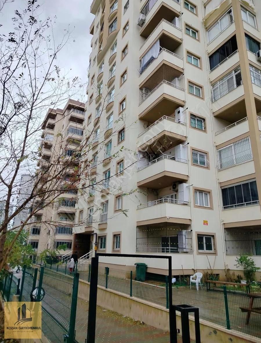 Kozan Gayrimenkul'den Merkezi Konumda Lüks 2+1 Daire - Görsel 2
