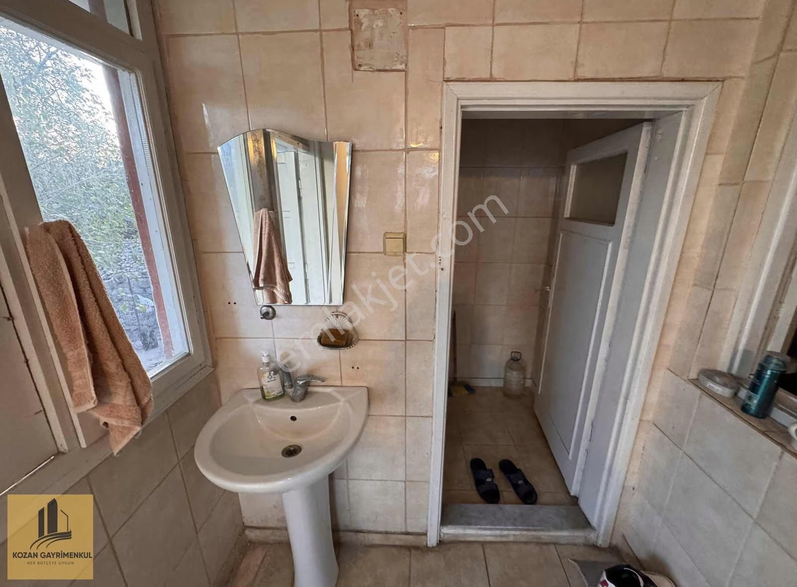Kozan Gayrimenkulden İnkilap Okulu Civarında Satılık 3+1 - Görsel 11